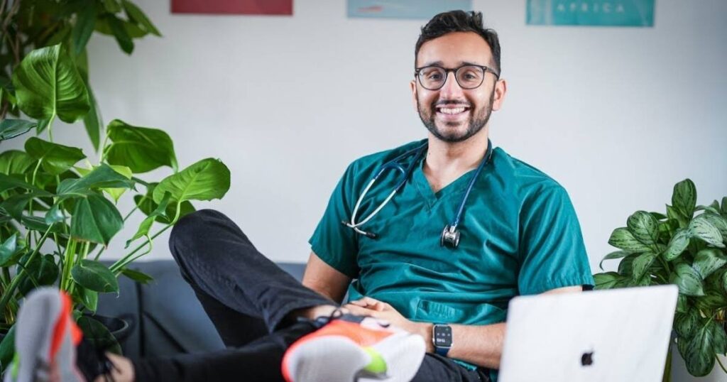 Ali Abdaal minimalist lifestyle and work setup